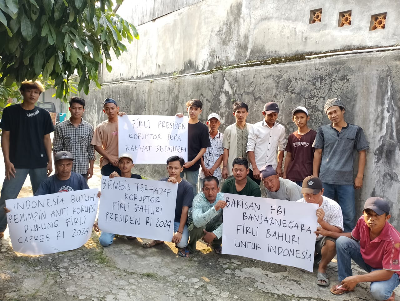 Anak muda Banjarnegara mengharapkan muncul calon alternatif di Pilpres 2024.