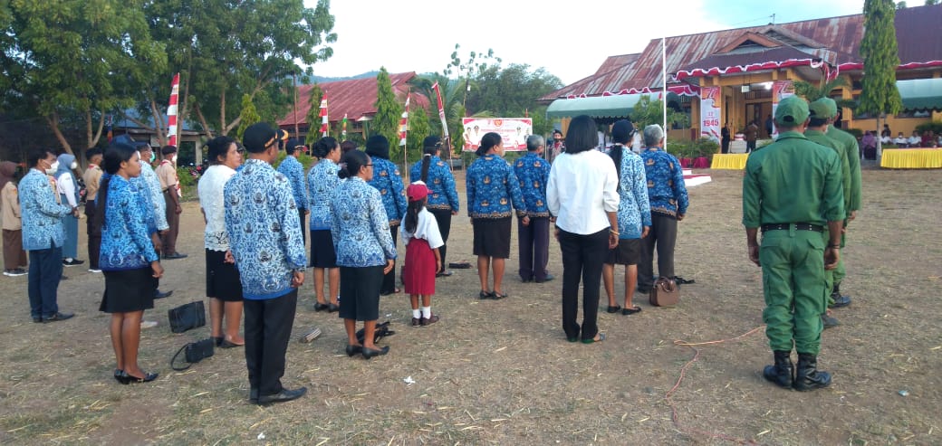 Apel Penurunan Bendera Di Kecamatan Nubatukan Lembata Dihadiri 1 Siswa SD