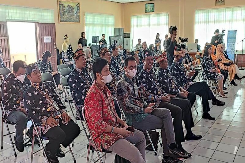 Suasana Seminar Internasional Bahasa dan Sastra Daerah II atau Sinar Bahtera II di Kota Palangka Raya, Selasa (23/8/2022). 