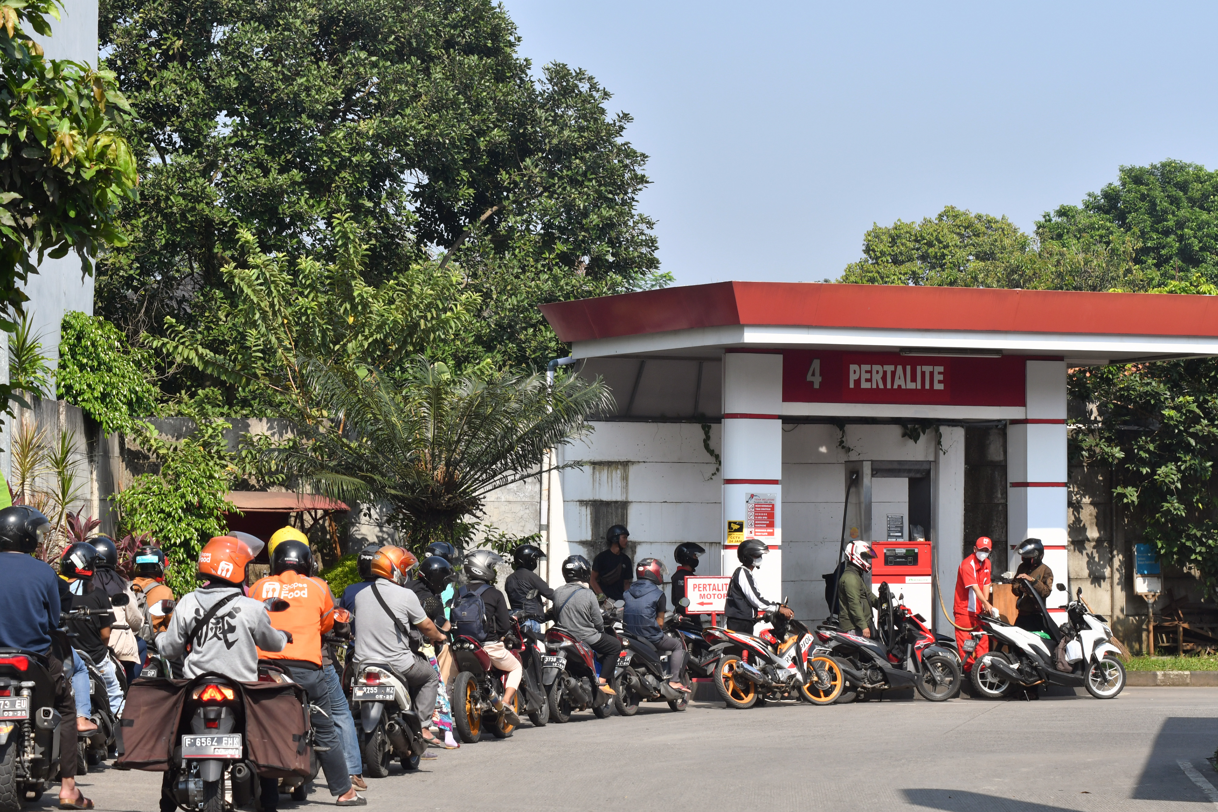 Pembatasan BBM Subsidi Dinilai Lebih baik daripada Naikkan Harga