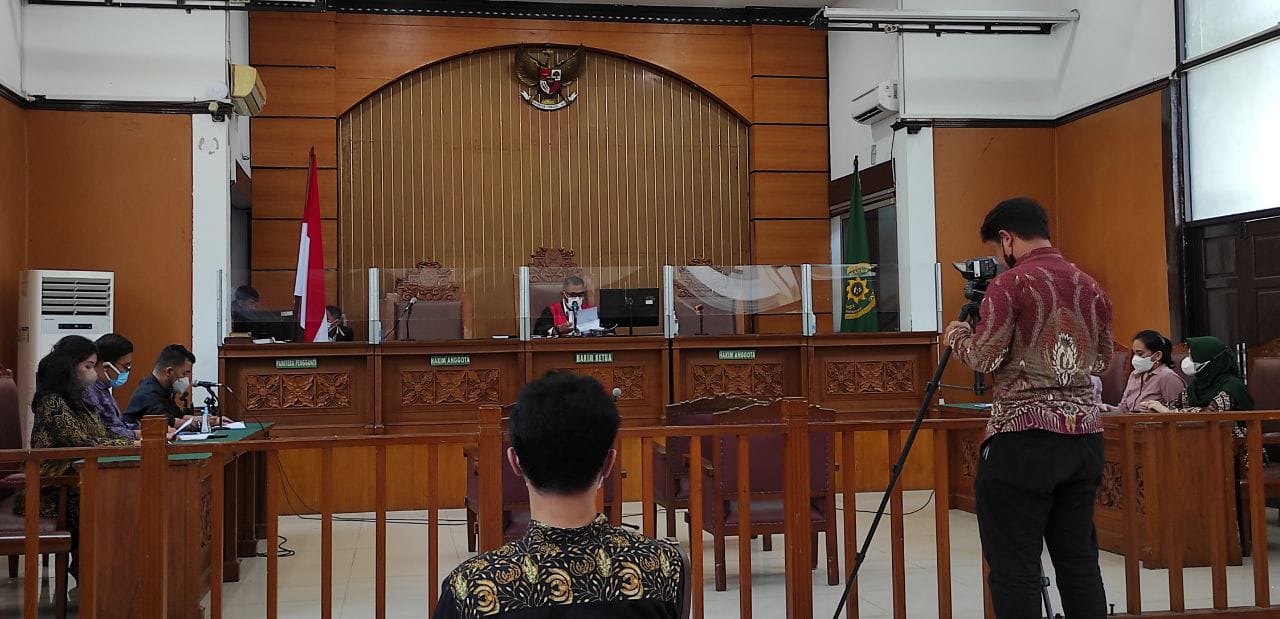 Suasana sidang praperadilan Bupati Mimika Eltinus Omaleng  di PN Jaksel kepada KPK, Jumat (19/8/2022)