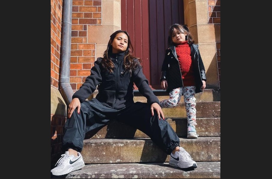 Selebritas Acha Septriasa dan putrinya