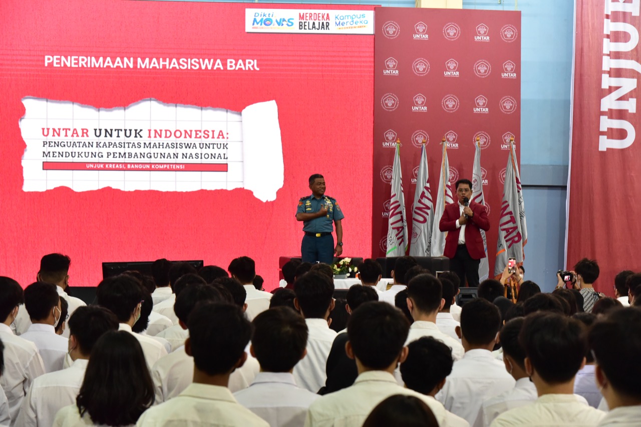 Kegiatan Penerimaan Mahasiswa Baru (PMB) Angkatan 2022, secara luring di kampus Untar, Rabu (10/8) hingga Jumat (12/8).  
