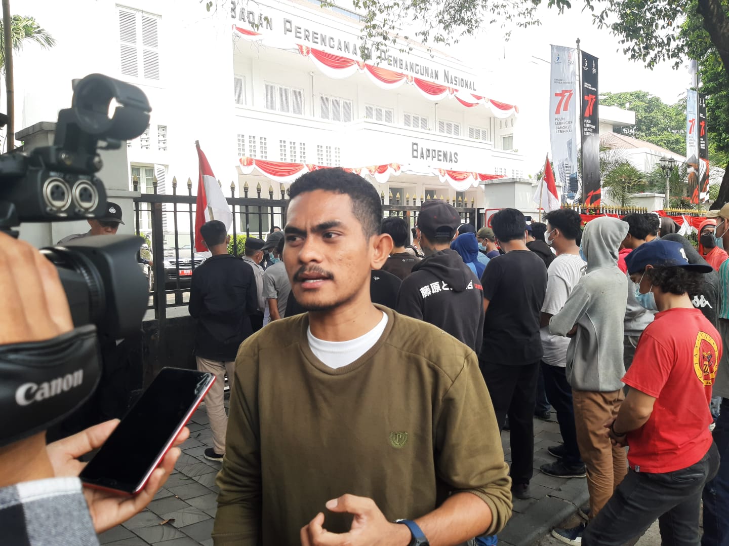 Koordinator Aksi AMAM Ajrin, di depan Gedung Bappenas, Rabu (10/8/2022)