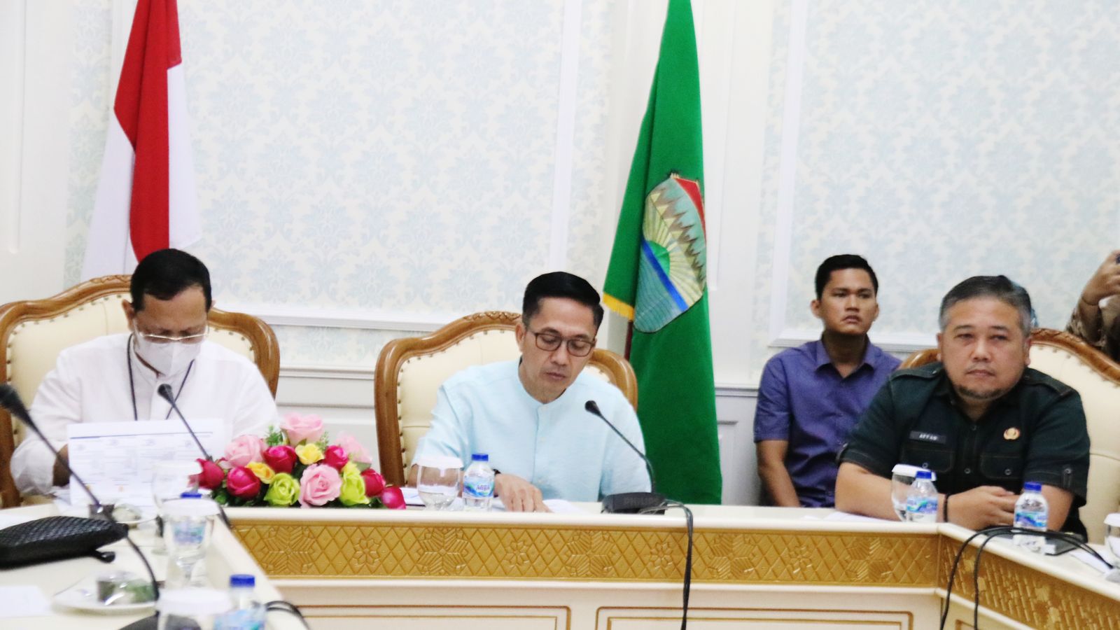 Ratu Dewa, Sekda Kota palembang memimpin rapat kesiapan rencana pembangunan rusunawa ASN di Palembang, Senin (1/8/2022).