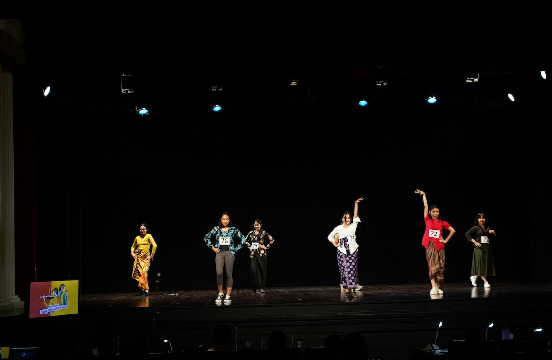 Beberapa pemain musikal Mentjari Bang Maing dan Djoewita.