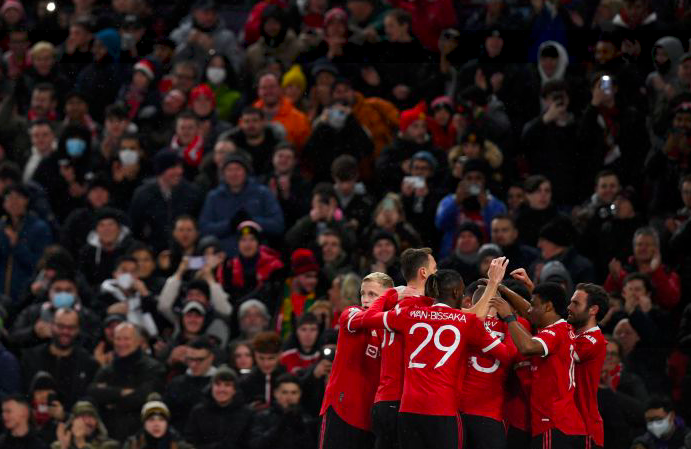 Para pemain Manchester United melakukan selebrasi usai mencetak gol ke gawang Young Boys di laga Liga Champions.