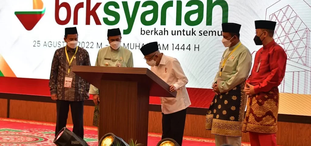 Wapres Ma’ruf Amin meresmikan BRK Syariah, Kamis (25/8) di Menara Dang Merdu BRK, Pekanbaru