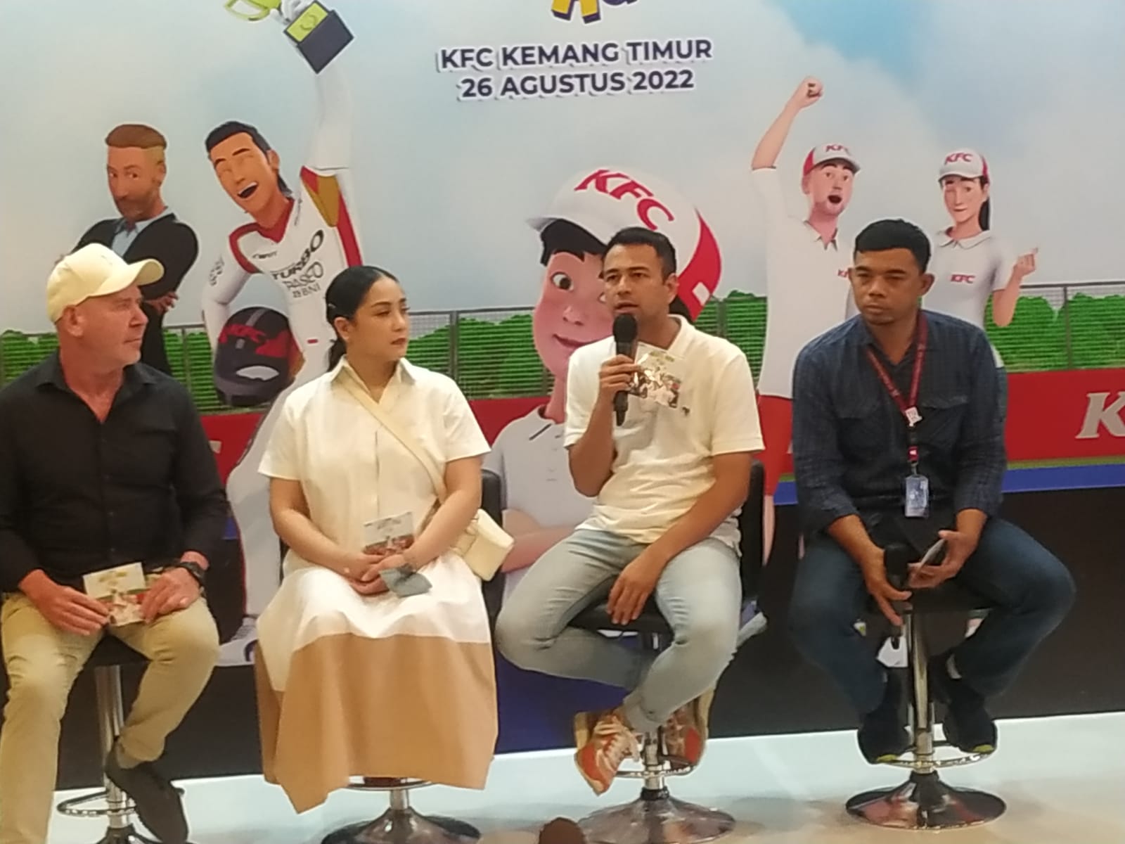 Dari kiri ke kanan: Steve Lillywhite, Nagita Slavina, Raffi Ahmad, dan Yudha Indri Wijaya.