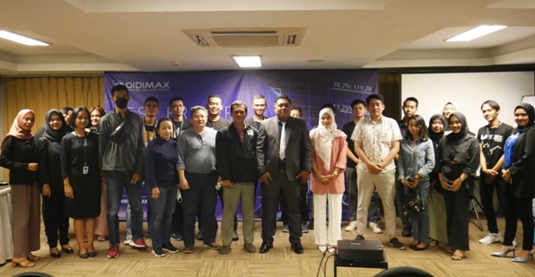 Seminar Edukasi dan Live Trading dengan tag line “ Didimax Jogja Road To Semarang”,
