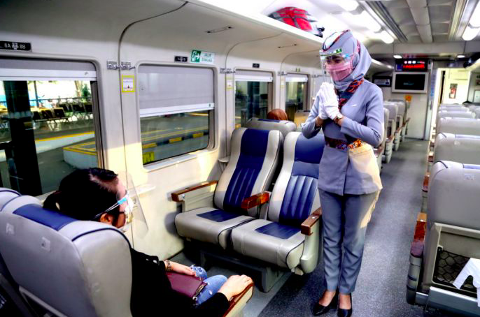  Layanan petugas Kereta Api pada saat pandemi. 