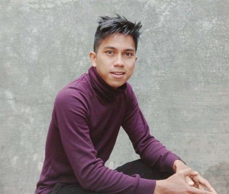 Git Sigit Santoso, Pesepak bola yang juga terjun ke dunia hiburan