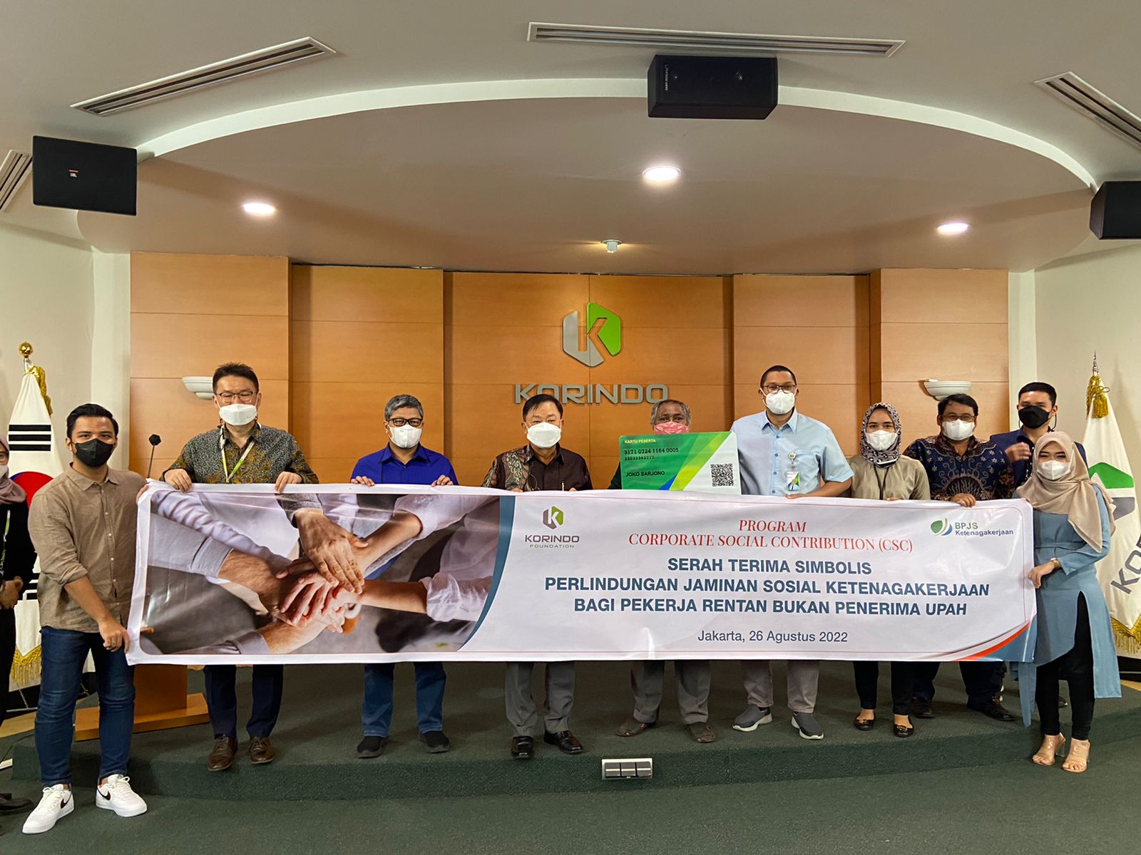 Yayasan Korindo Jakarta memberi bantuan iuran JKK dan JKm untuk 500 pekerja rentan melalui BPJamsostek  Cabang Jakarta Menara Jamsostek.