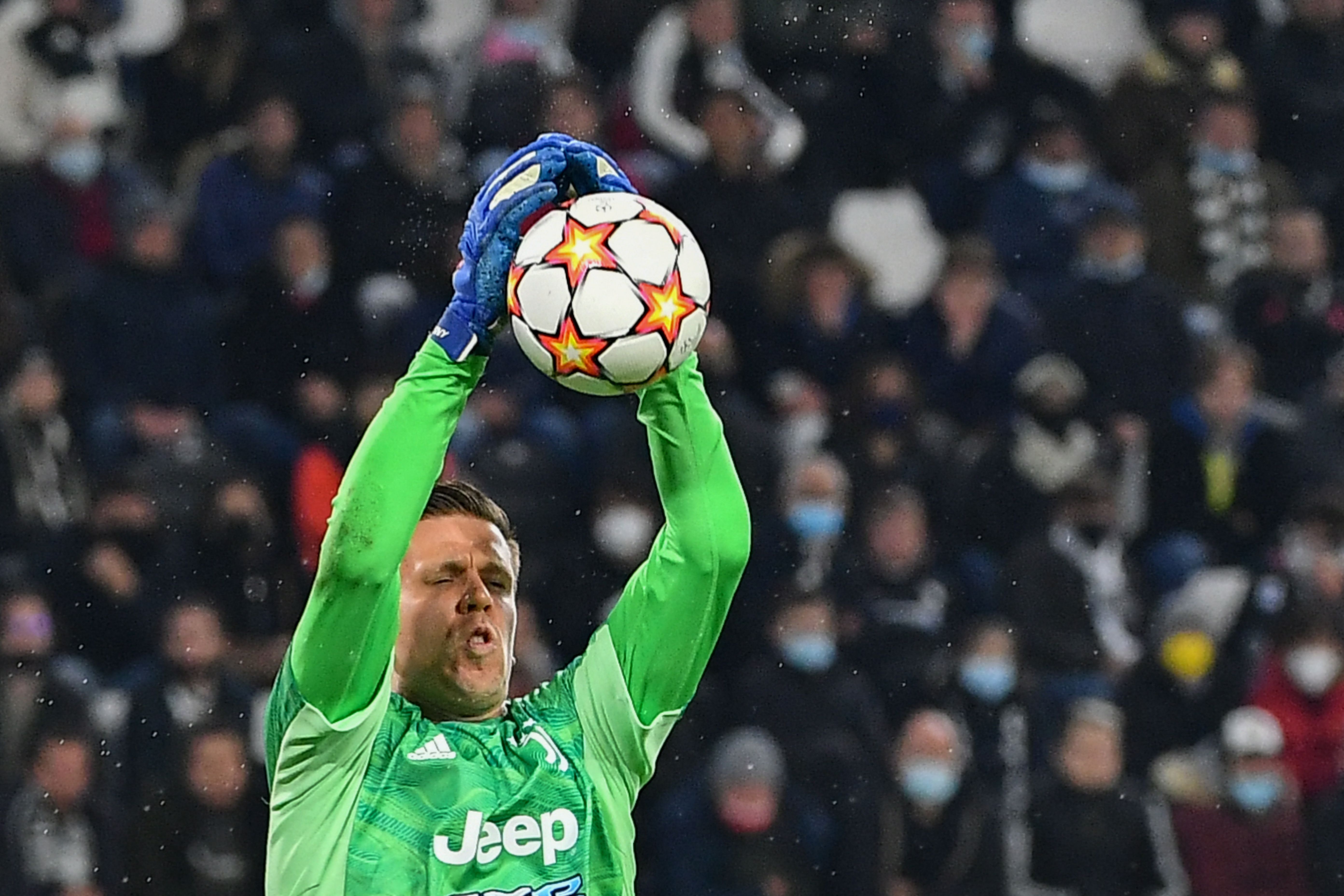 Penjaga gawang Juventus Wojciech Szczesny