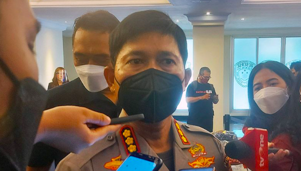 Kabid Humas Polda Metro Jaya Kombes Pol Endra Zulpan saat ditemui di Gedung Ditreskrimum Polda Metro Jaya, Jakarta, Kamis (11/8/2022). 