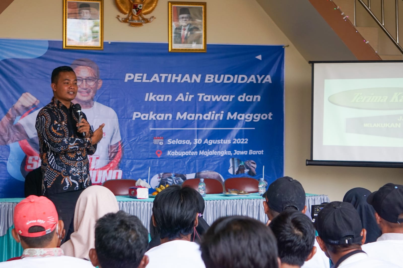 Ketua Sahabat Sandi Uno Majalengka, Akaw.