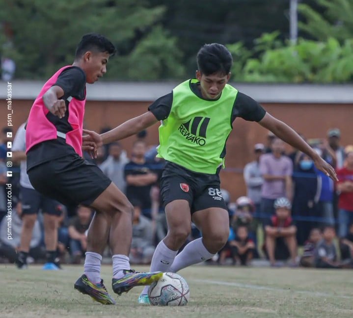Sesi latihan PSM Makassar