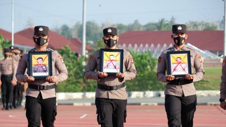 Upacara PTDH, di Lapangan Mapolda Kaltara, di Tanjung Selor, Bulungan, Senin (8/8).