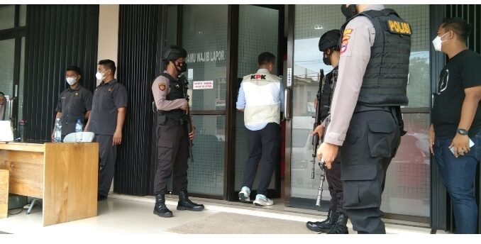 KPK Geledah Kantor Perusahaan Mardani Maming
