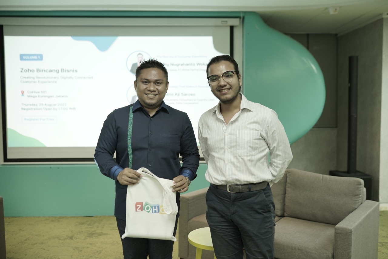 Drg. Ardhy Nugrahanto Wokas (kiri) di Zoho Bincang Bisnis.