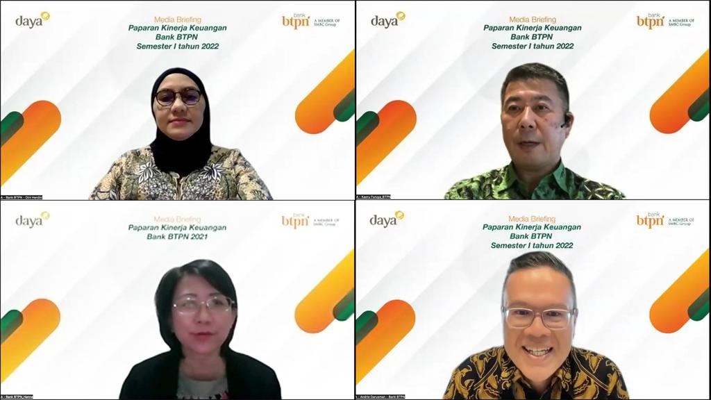 Media Briefing Paparan Kinerja Keuangan Bank BTPN Semester 1 Tahun 2022 secara daring pada Selasa (2/8). 