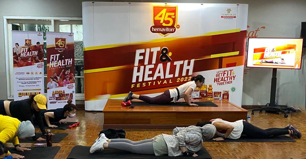 Hemaviton menggelar kegiatan Fit & Health Class.
