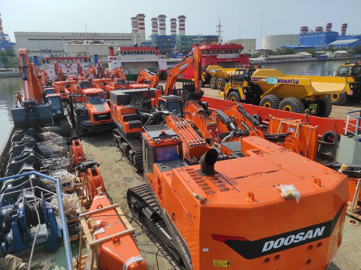 Alat berat milik Kobexindo