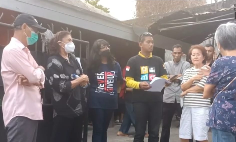 Warga RT10/ 01, Kelurahan Gunung Sahari Selatan, Kemayoran, jakarta Pusat