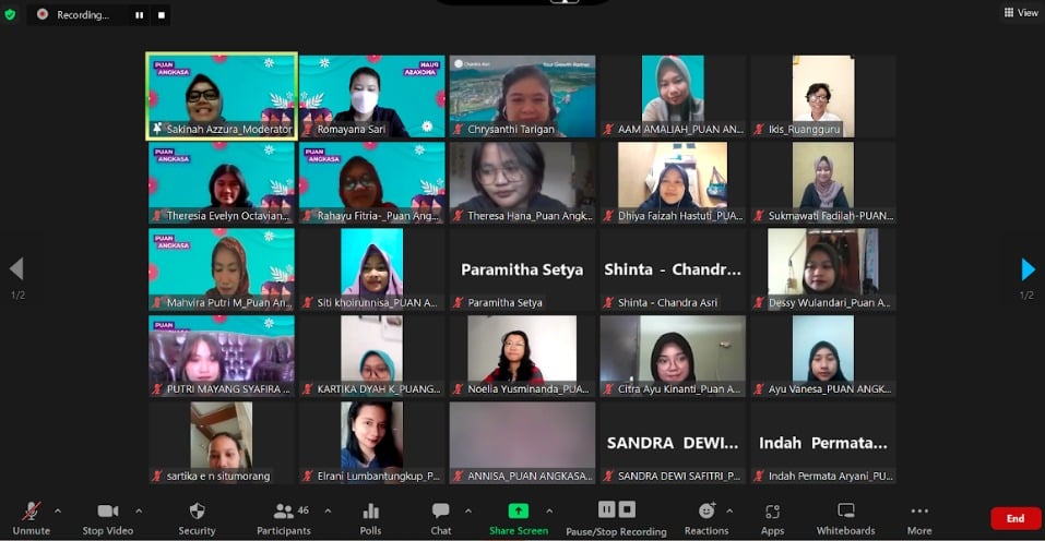 Program Puan Angkasa yang diikuti mahasiswa dan lulusan universitas yang digelar Chandra Asri dan Ruangguru Foundation.  