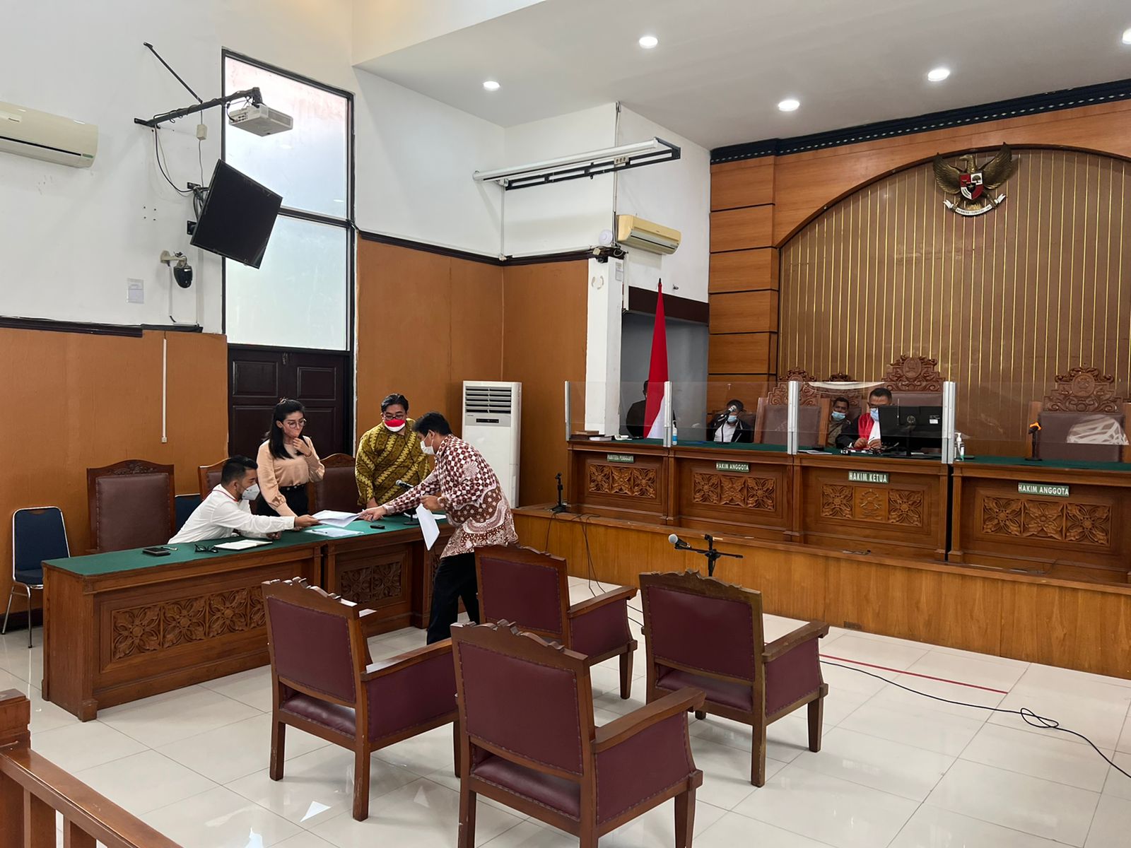Suasana sidang lanjutan praperadilan penetapan tersangka kasus dugaan korupsi Bupati Mimika Eltinus Omaleng di PN Jaksel oleh KPK