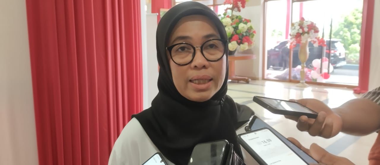 Sekretaris  DPRD Provinsi Maluku Darah Samal