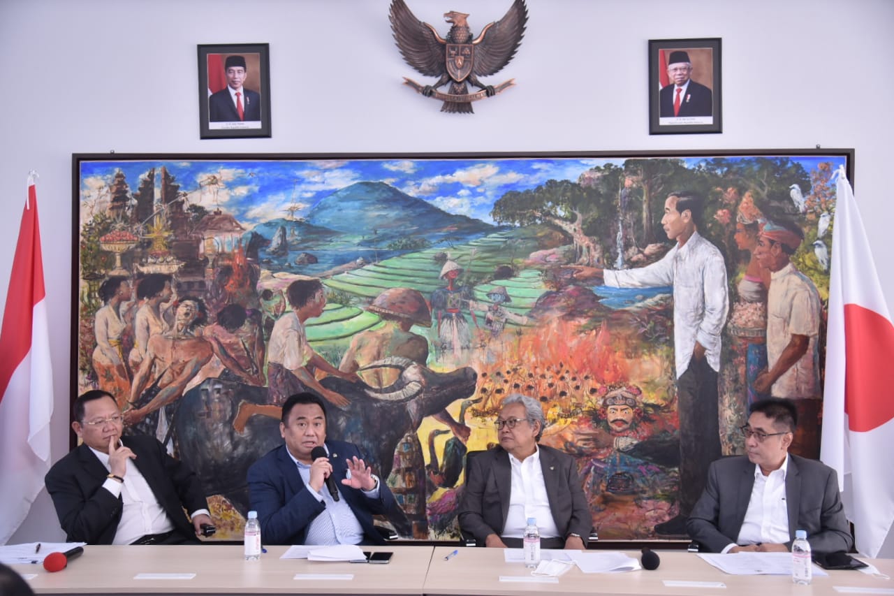 Wakil Ketua DPR RI Rachmat Gobel (kedua dari kiri) berbicara dalam Forestry Investment Dialogues 2022 di Tokyo, Jepang, Senin (1/8). 