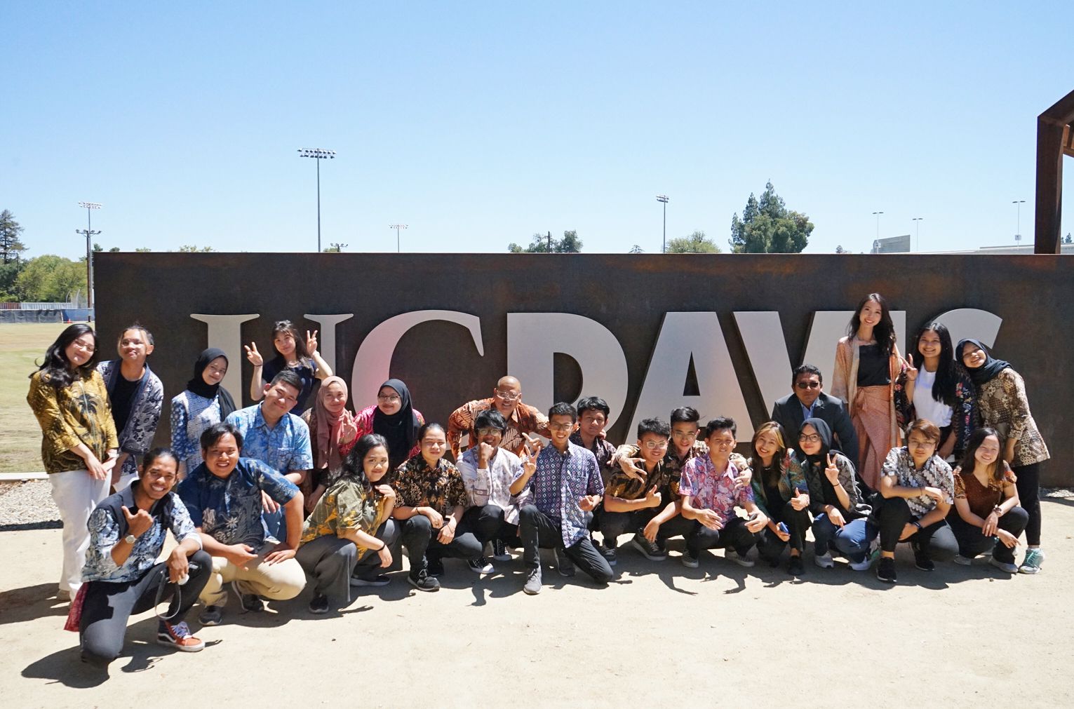 Mahasiswa Indonesia yang mendapatkan beasiswa untuk berkuliah di UC Davis, AS.