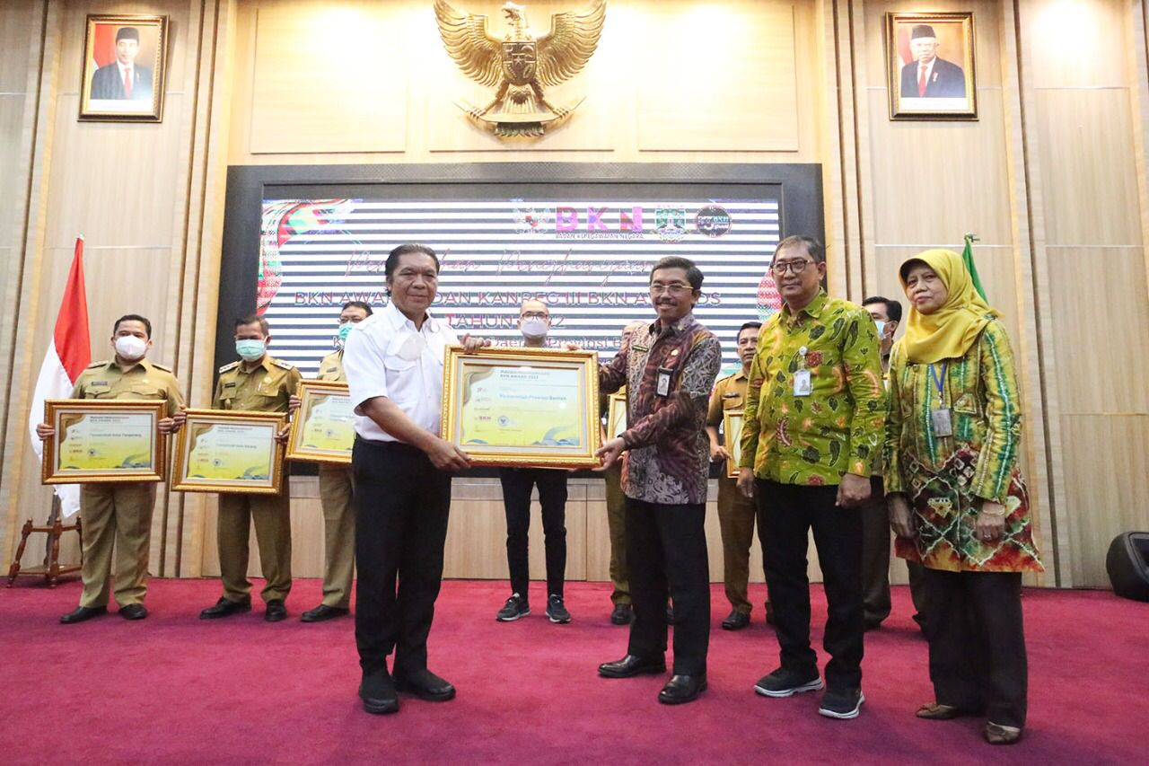 Penghargaan dari BKN untuk Pemprov Banten