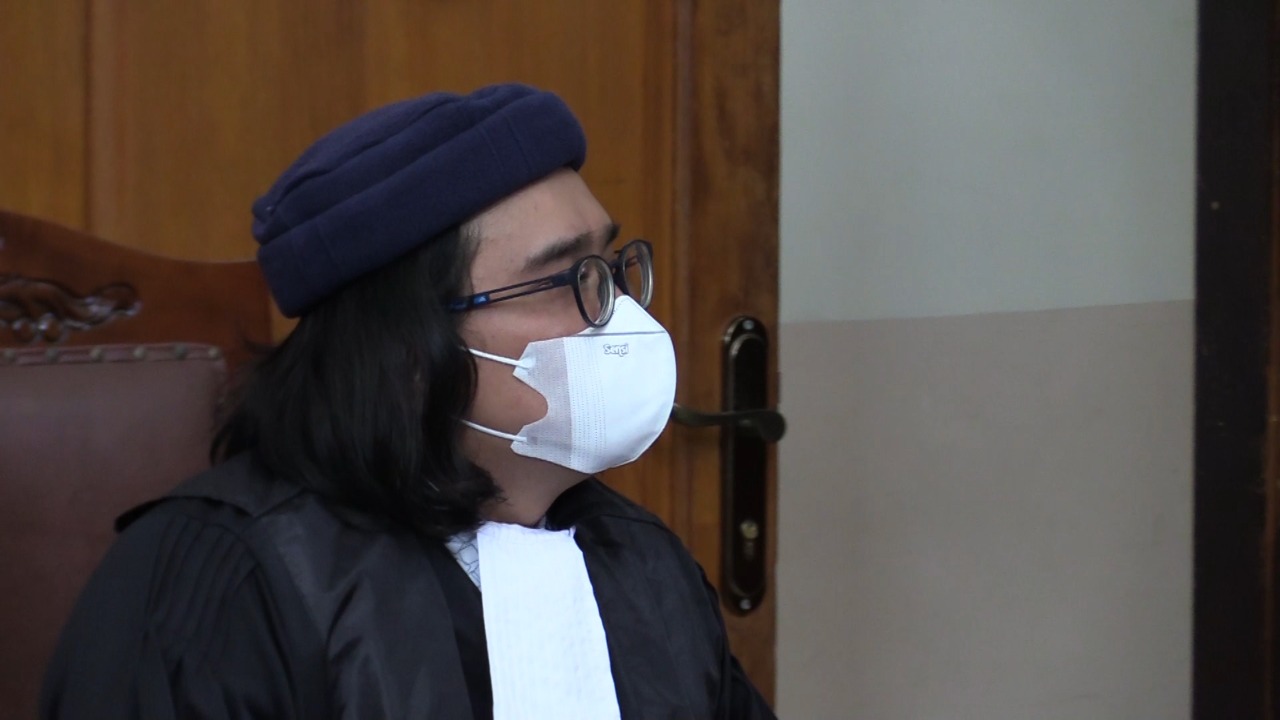 Kuasa hukum dari Nizar Dahlan, Rezekinta Sofrizal