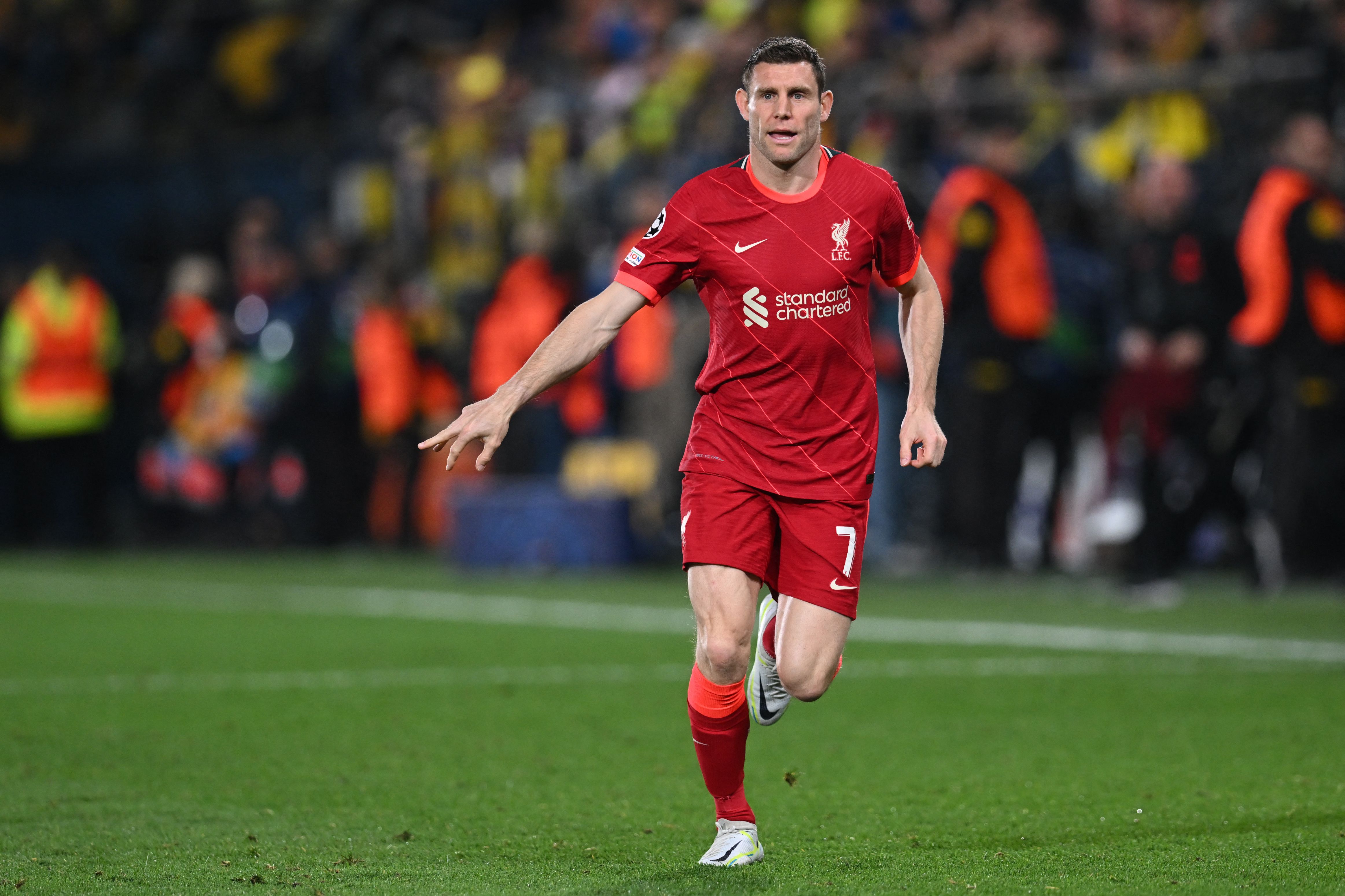 Gelandang Liverpool James Milner