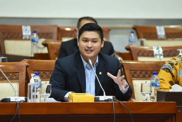 Anggota Komisi I DPR RI Rizki Aulia Rahman Natakusumah. 