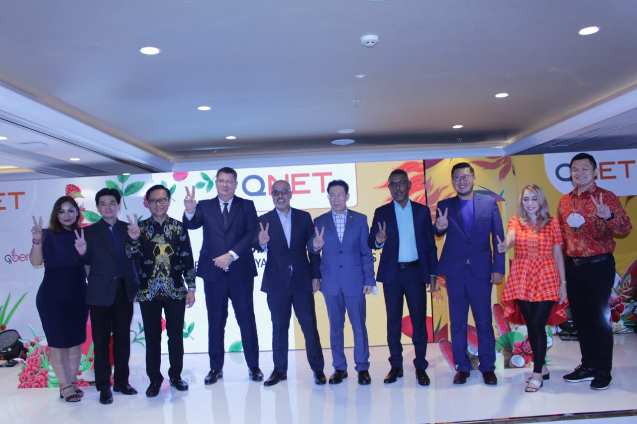 Persiapan pameran dan peluncuran dua produk baru qnet.