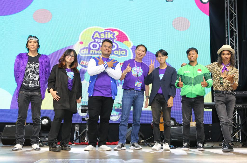 Musisi lintas generasi, Kaka dan Bimbim bersama OVO sosialisasi kehadiran layanan isi ulang saldo (top up) OVO secara offline di Jakarta.