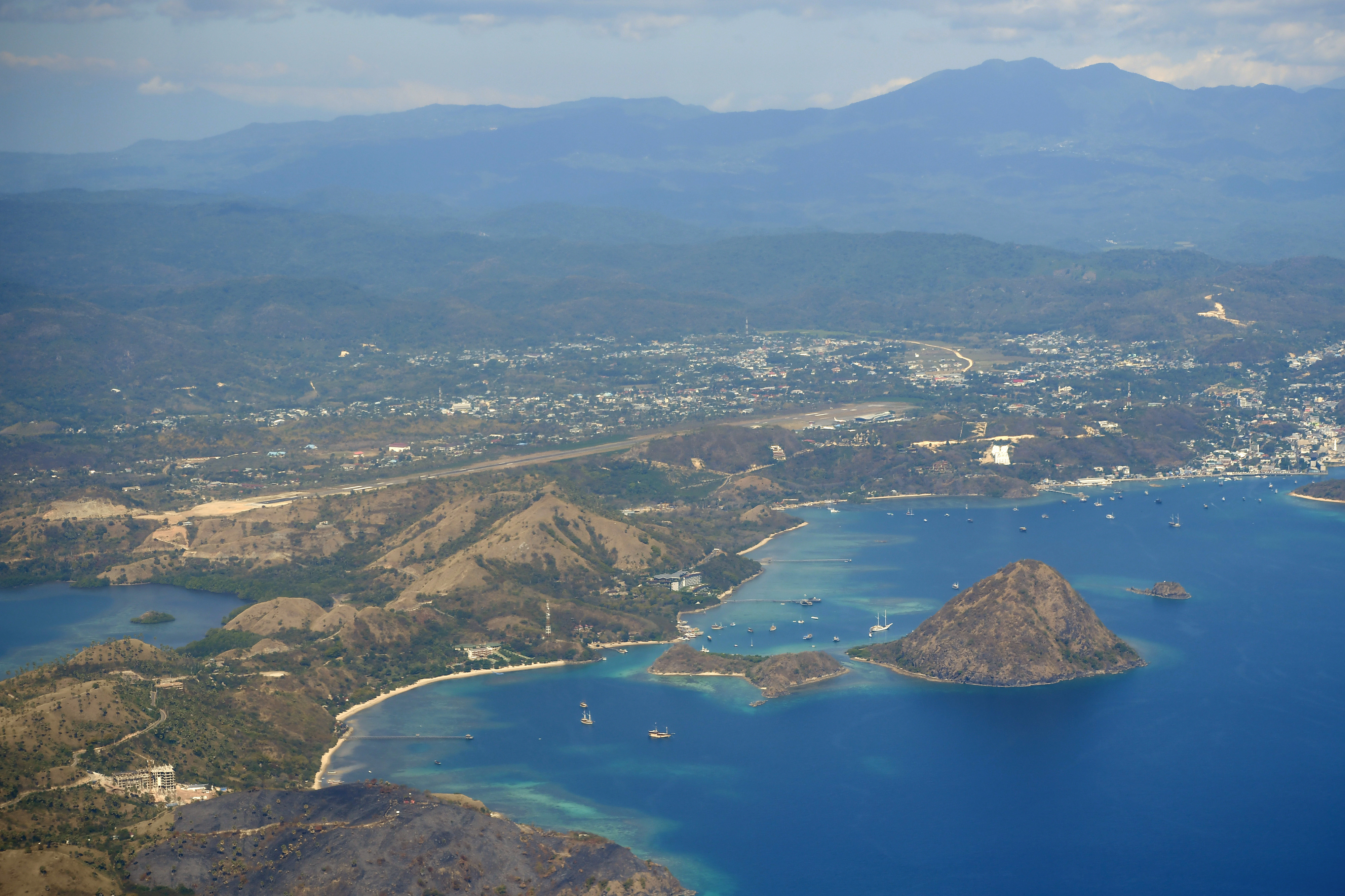  Foto udara Kota Labuan Bajo di Kabupaten Manggarai Barat, NTT, Sabtu (23/7).