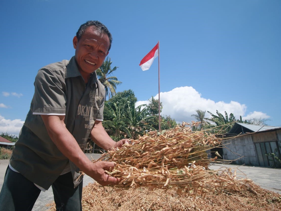 Romualdus Dea, salah satu petani.