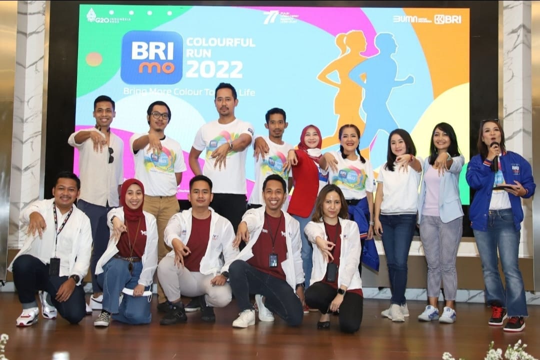 Bank BRI menggelar BRImo Colourful Run 2022 pada Minggu (21/8) di Jakarta.