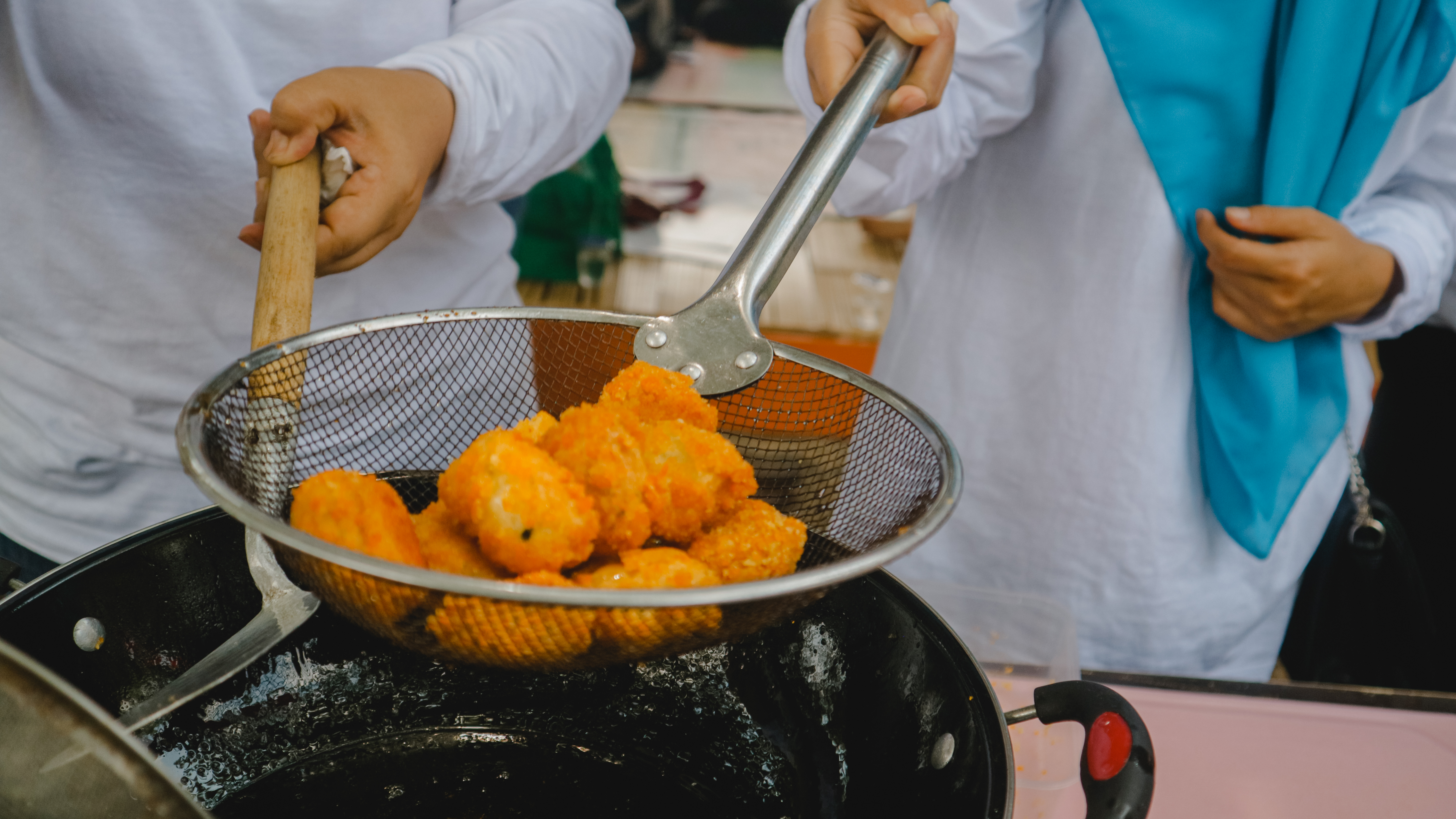 Putri Habibie Luncurkan Nugget Ikan Ciroyom, Produk Kreasi Kelompok PKK Desa Ciroyom, 