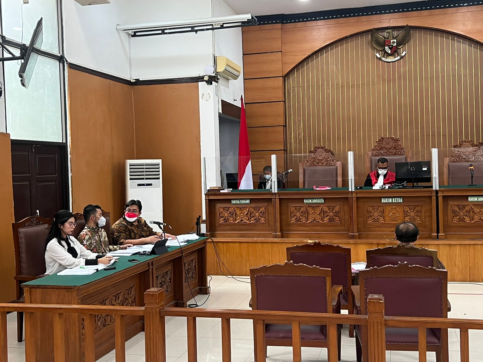 Suasana sidang praperadilan Bupati Mimika Eltinus Omaleng kepada KPK di Pengadilan Negeri Jakarta Selatan.