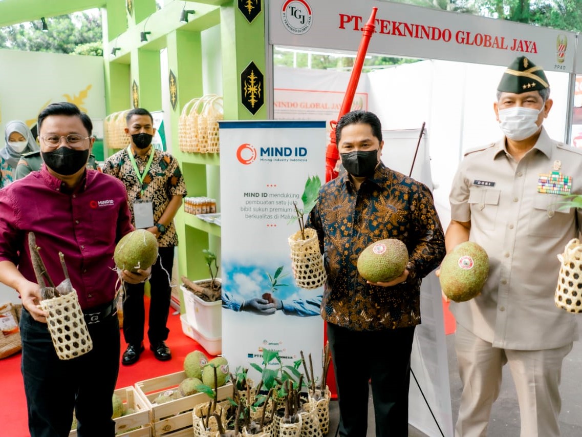 Direktur Hubungan Kelembagaan Mind Id Dany Amrul Ichdan, Menteri BUMN Erick Thohir, Ketua Umum PPAD Letjen Purn Doni Monardo.