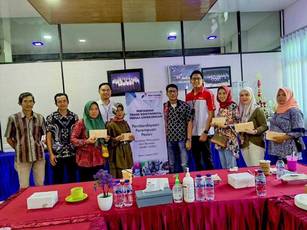 Pelatihan bagi ibu-ibu warga pesisir Nongsa, Batam