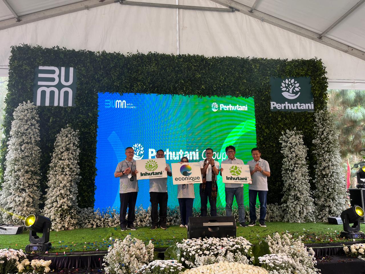 Peluncuran regrouping dan rebranding anak perusahaan bertempat di Coban Rondo, Batu Malang Jawa Timur, Jumat (26/06).