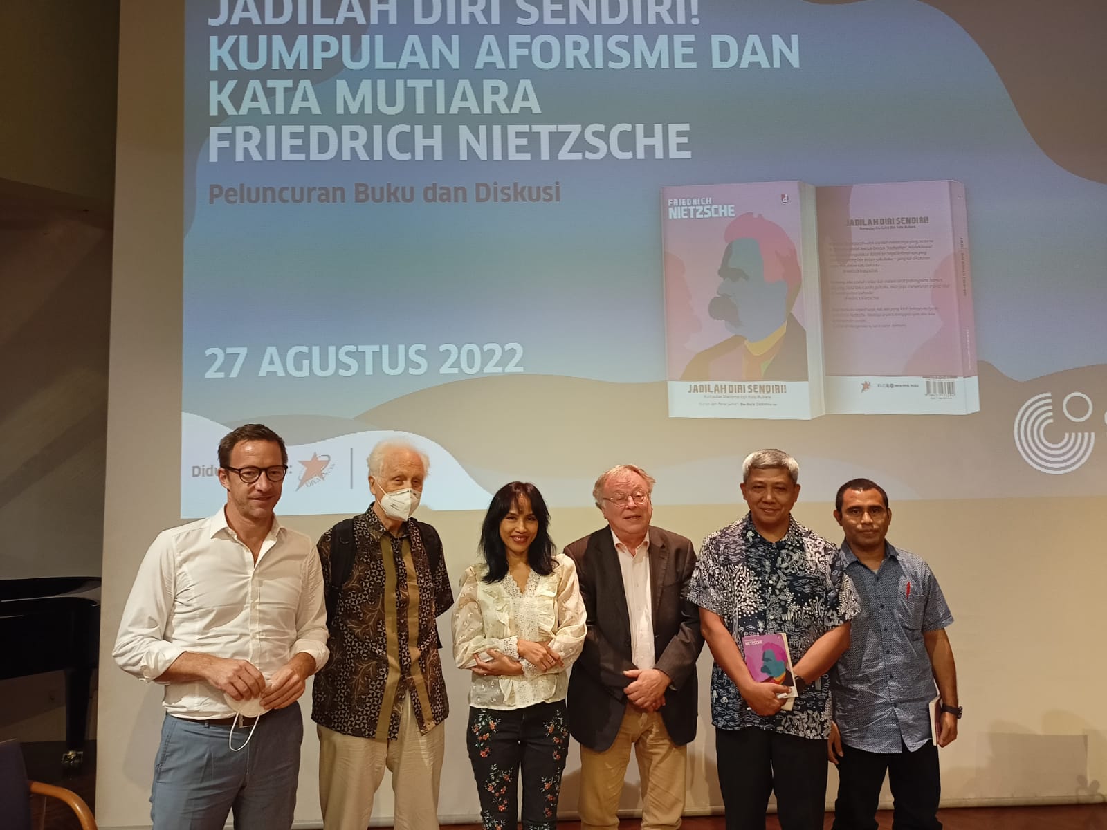 Peluncuran buku Jadilah Diri Sendiri! di Goethe Institut