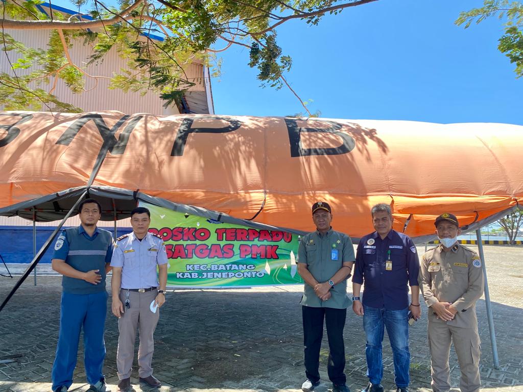 Kepala Karantina Pertanian Makssar, Kementerian Pertanian, Lutfie Natsir berkunjung ke Jeneponto melihat penanganan PMK