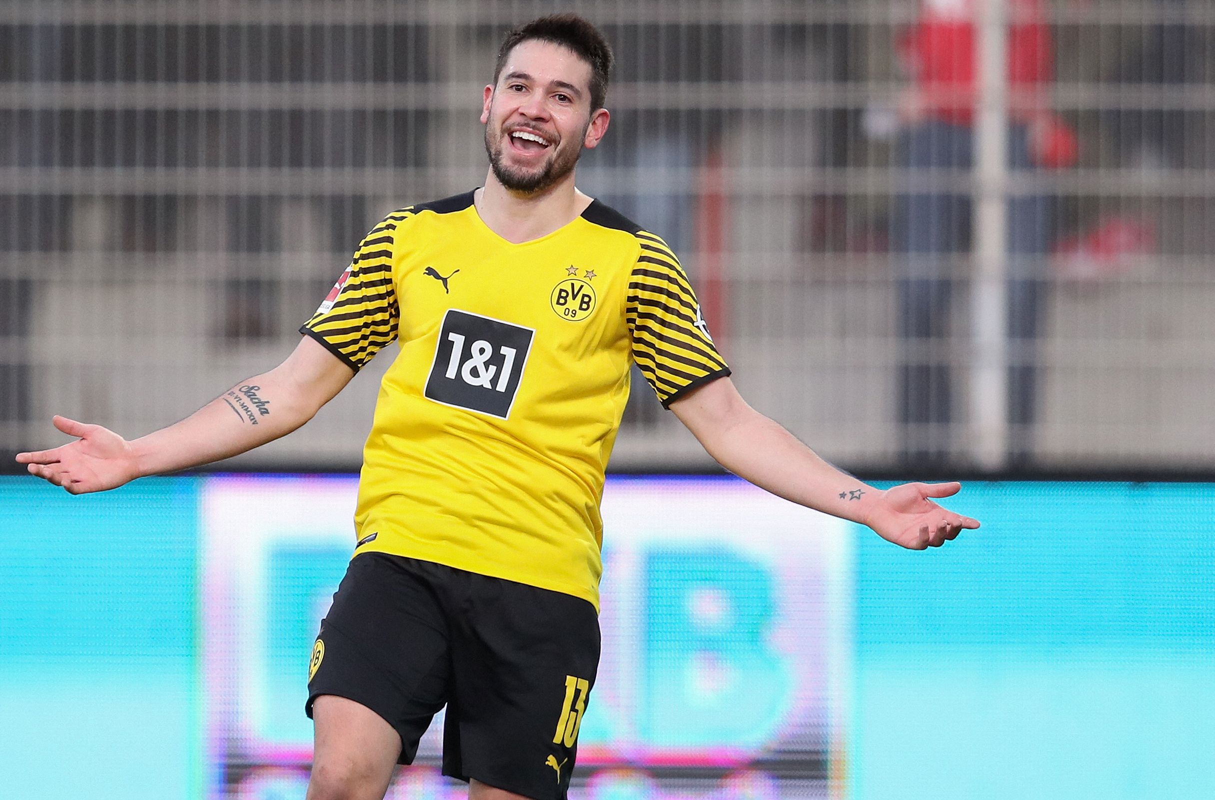 Bek Borussia Dortmund Raphael Guerreiro